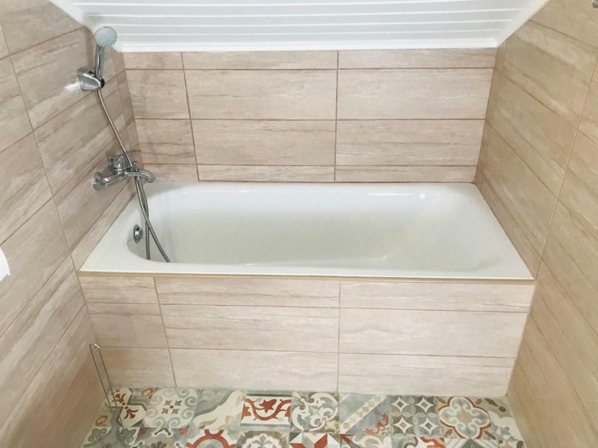 Vadszőlő Apartmanház Gyomaendrőd Kültér fotó